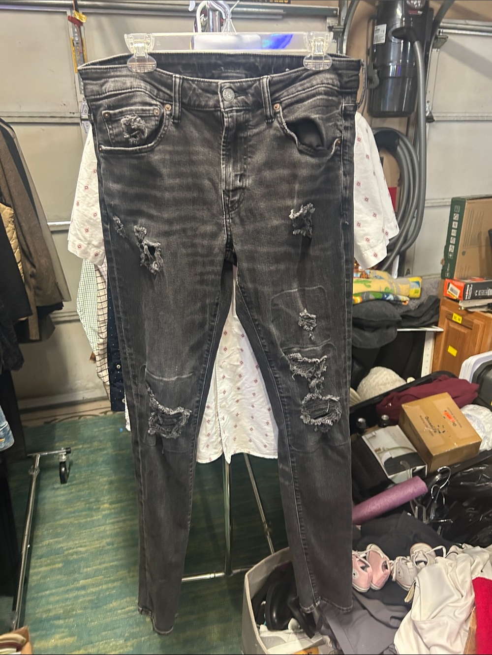 American Eagle Outfitters Black Distressed Skinny Jeans